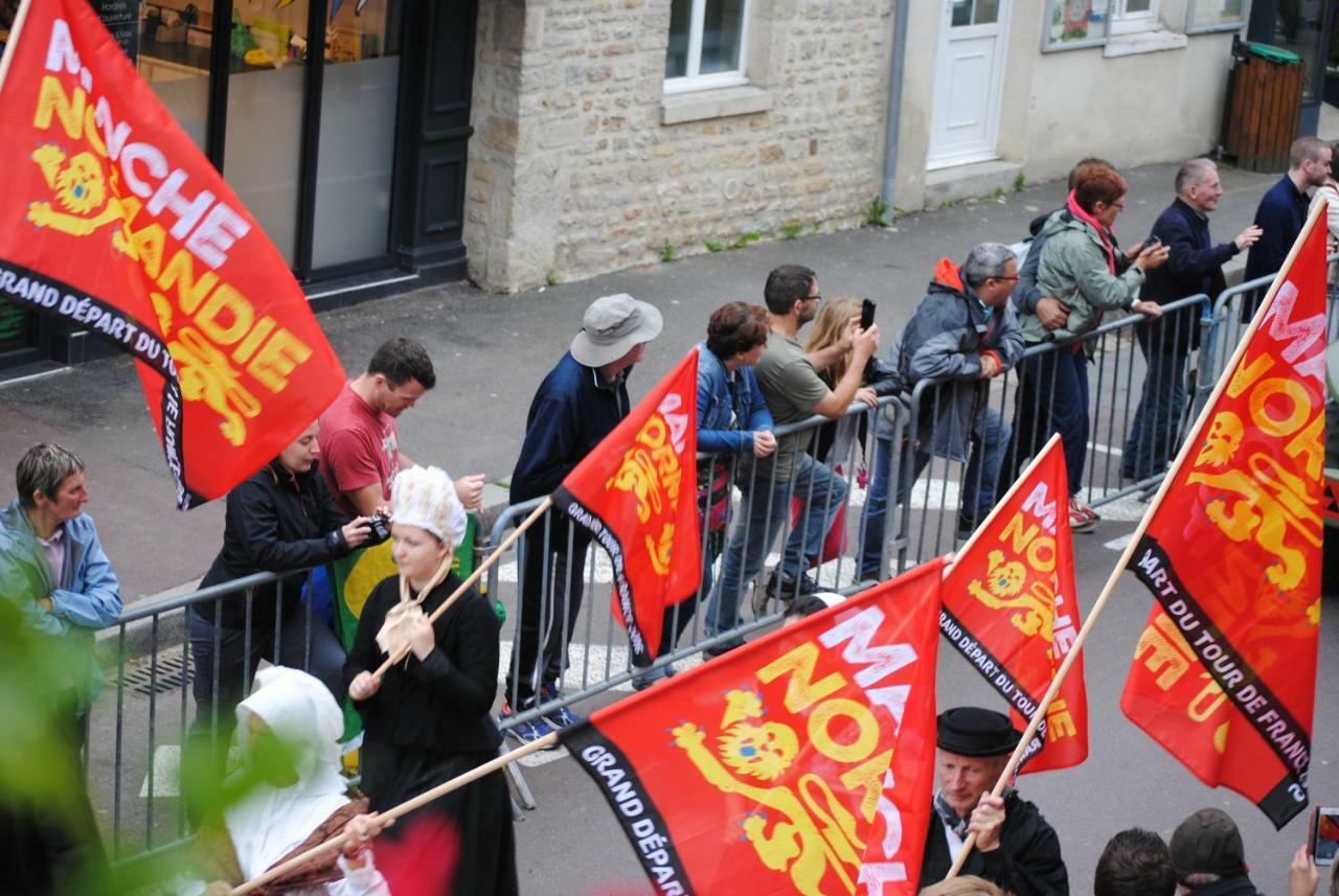 Gite Le Sainte Mere Eglise Exterior foto